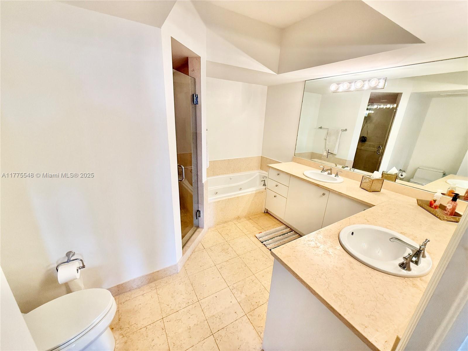 TURNBERRY VILLAGE - Residential Lease