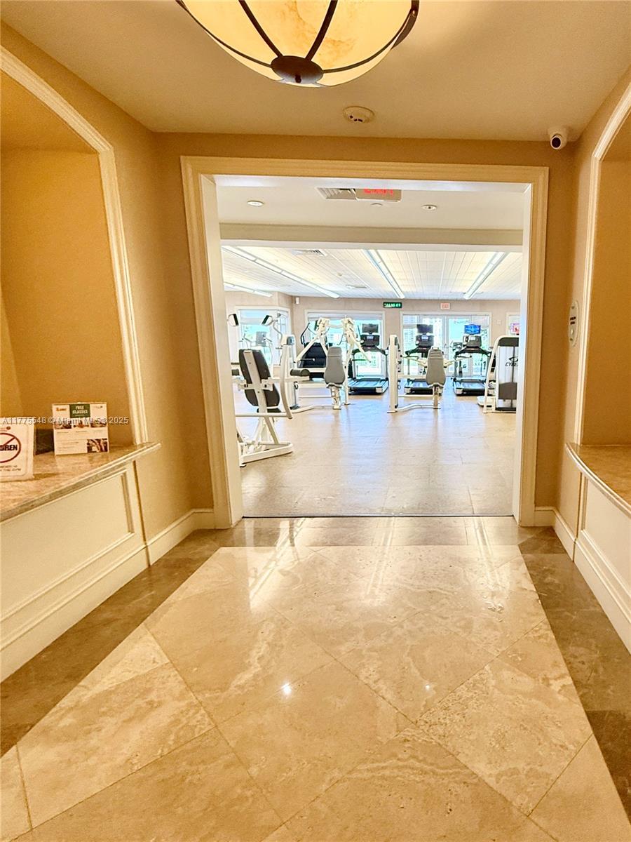 TURNBERRY VILLAGE - Residential Lease