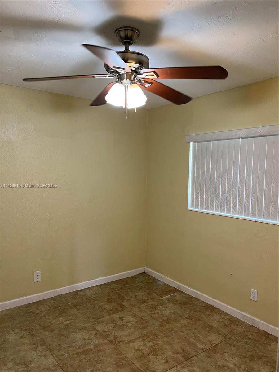 MIAMI GARDENS ESTATES - Residential Lease