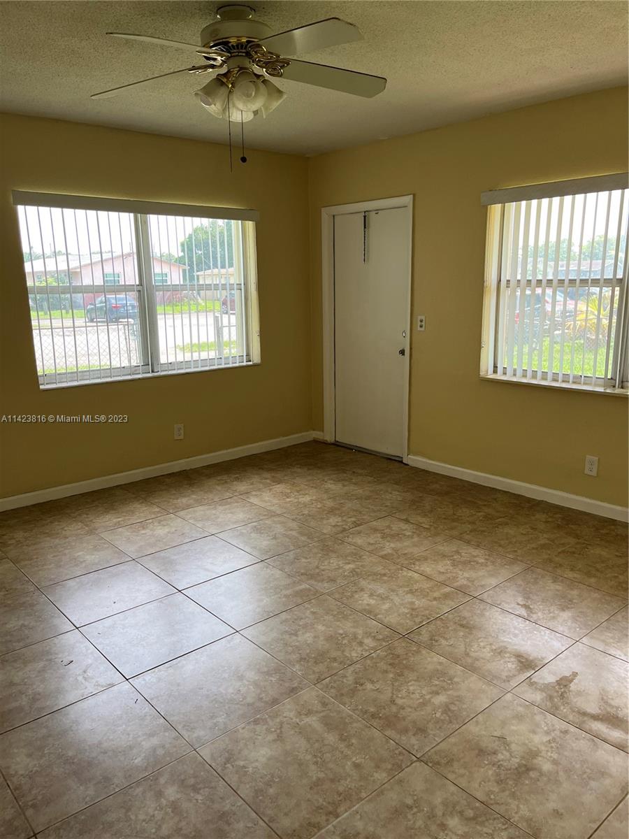 MIAMI GARDENS ESTATES - Residential Lease