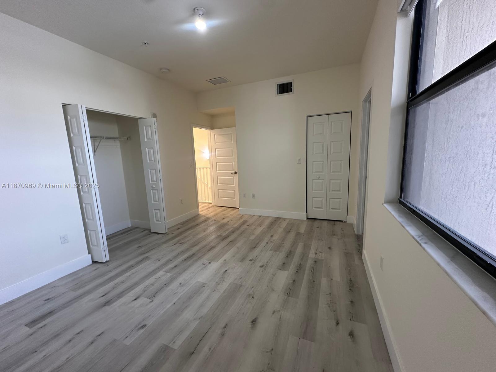HIGHLAND AT PARK CENTRAL - Residential