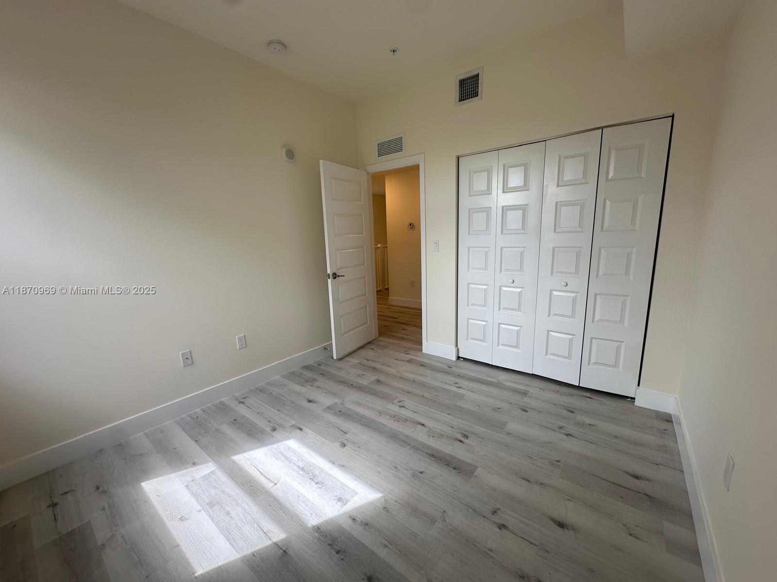 HIGHLAND AT PARK CENTRAL - Residential
