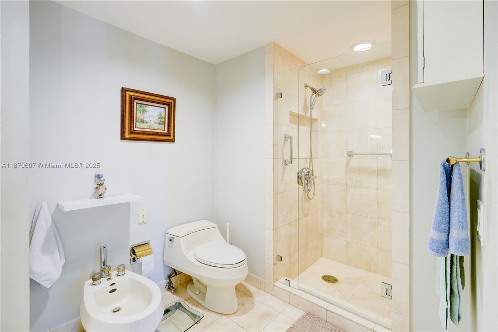 2000 ISL BLVD WILLIAMS IS - Residential