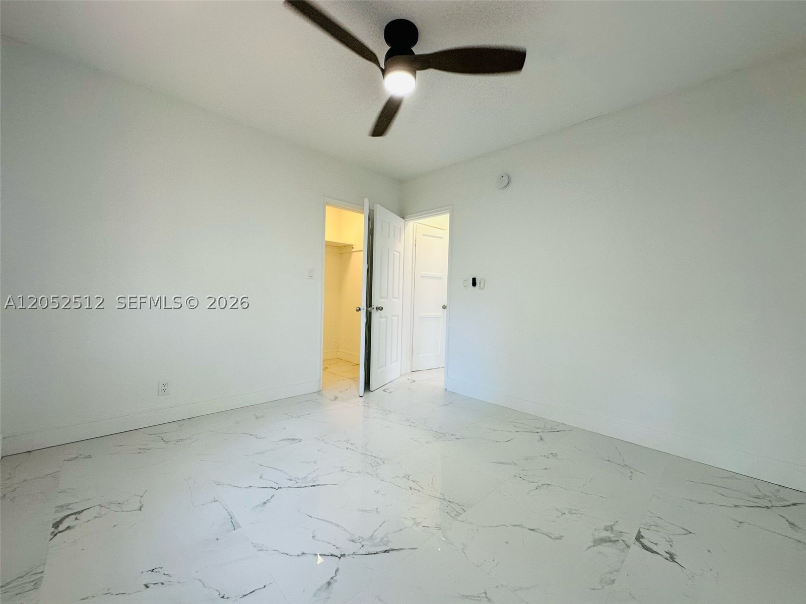 LAUDERDALE - Residential Lease