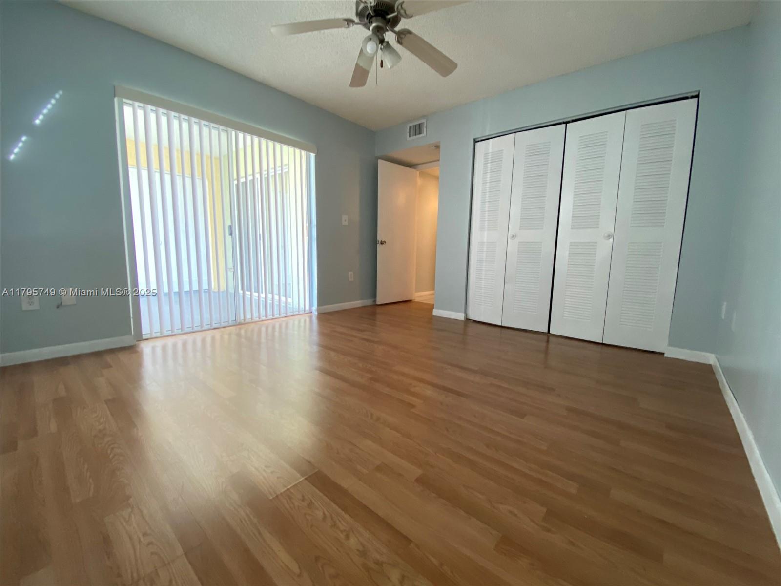 LE CLUB AT OLD CUTLER CON - Residential Lease