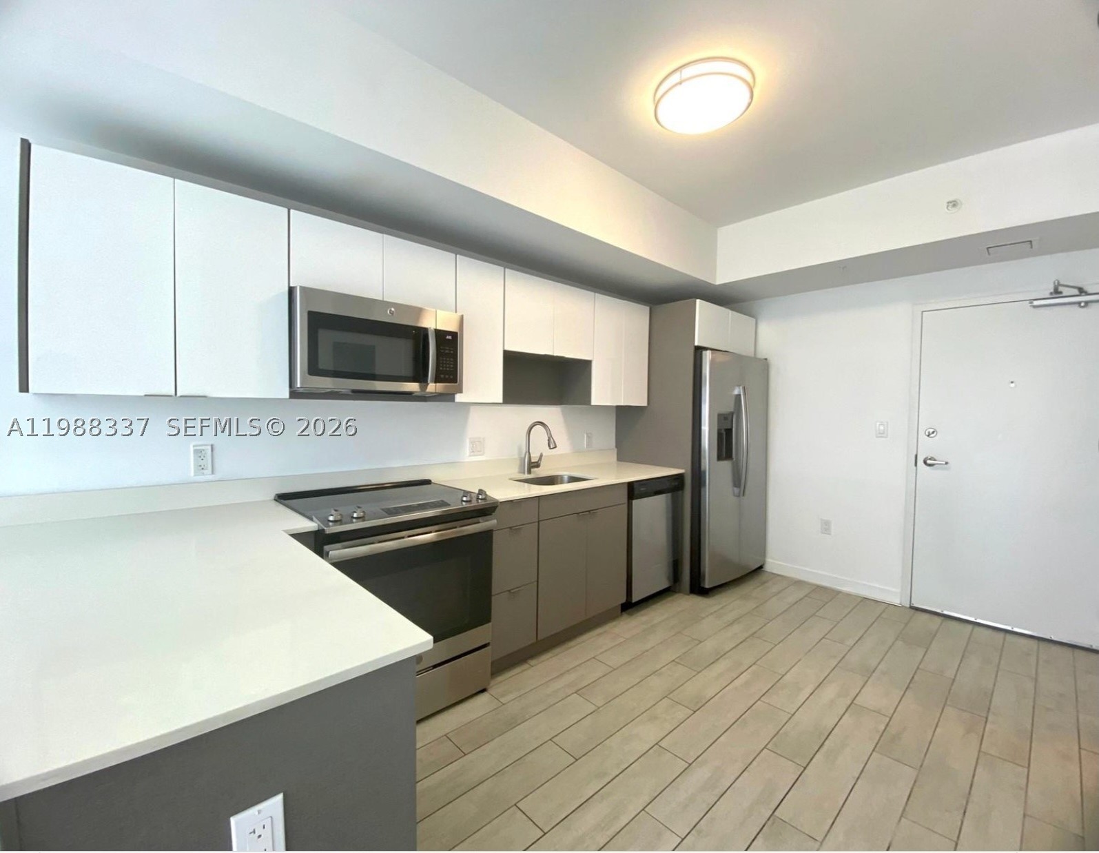 26 EDGEWATER CONDO - Residential