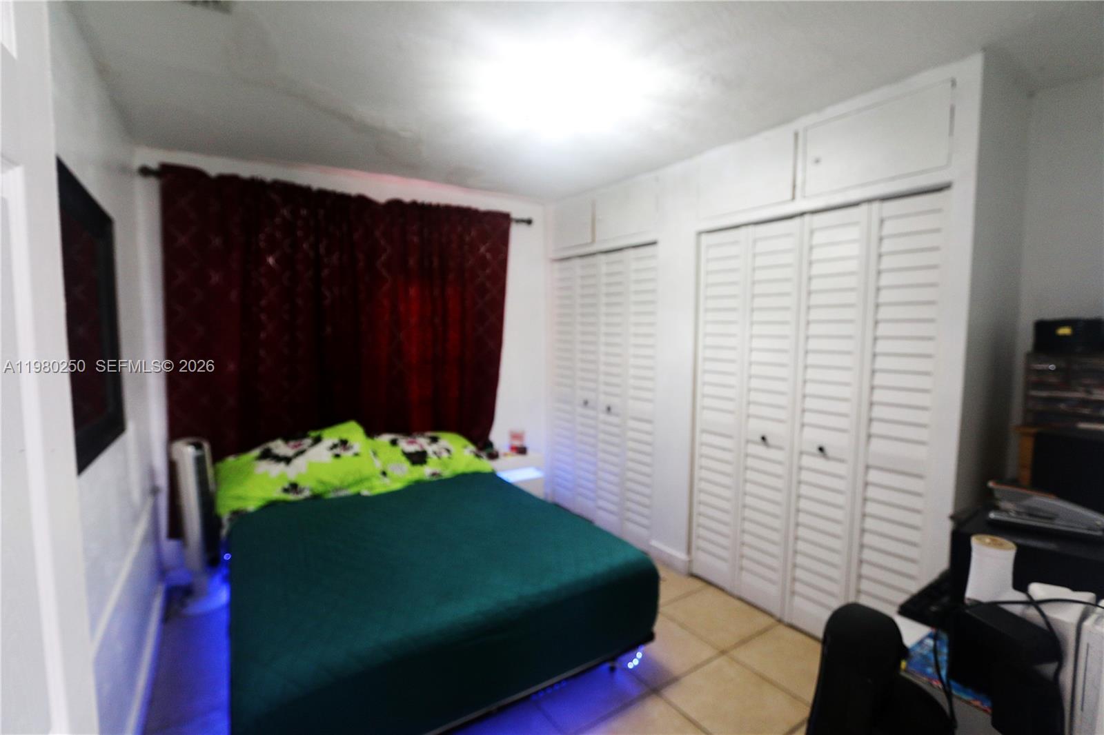 NORTH MIAMI ESTATES - Residential Income