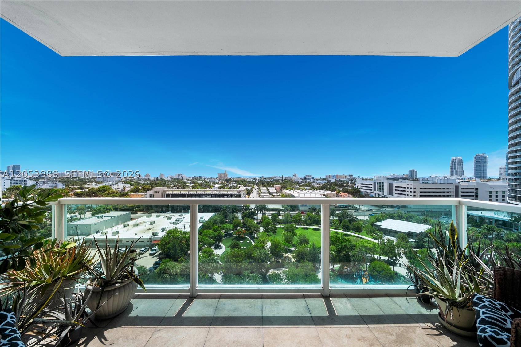 THE FLORIDIAN CONDO - Residential