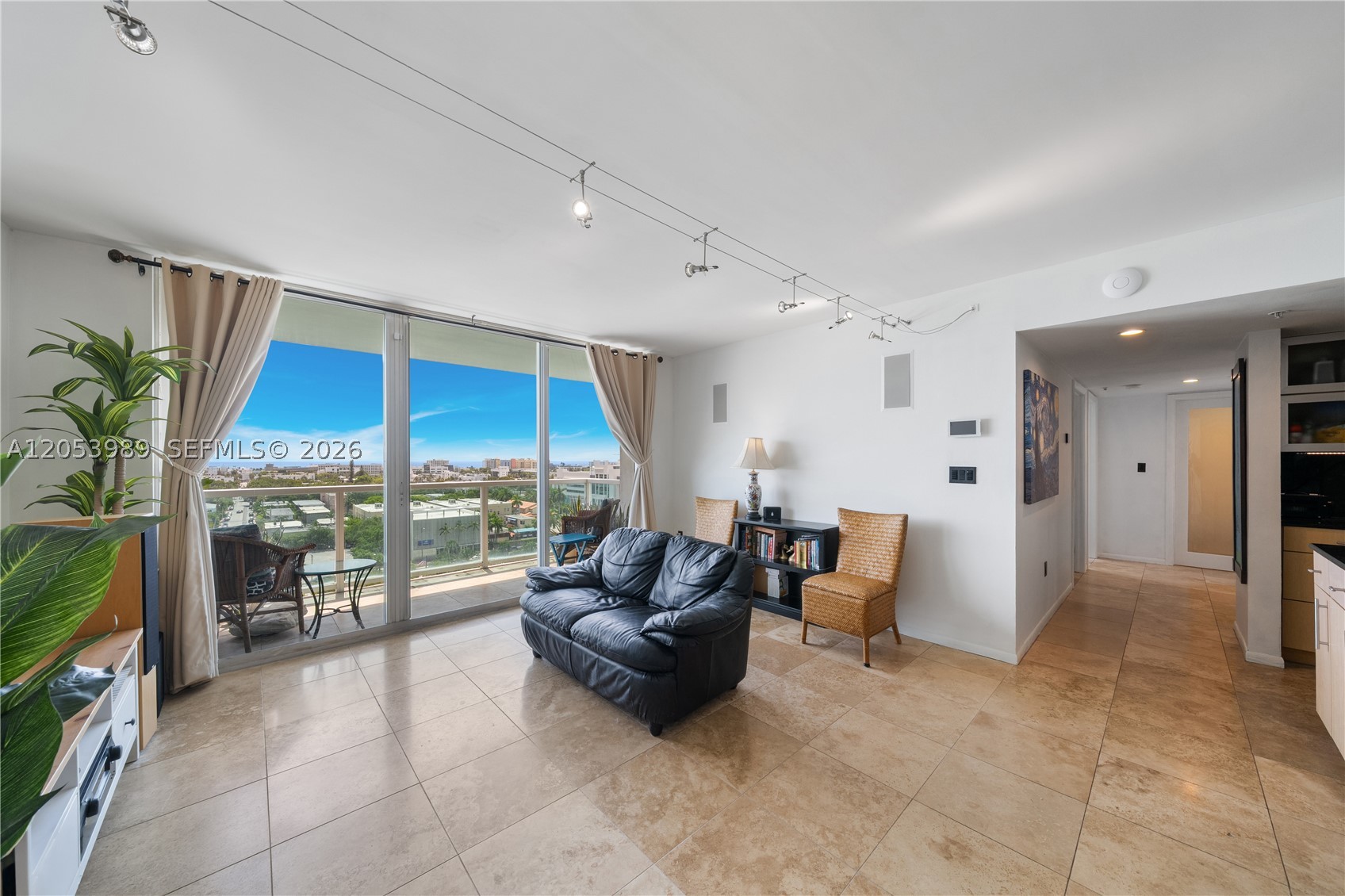 THE FLORIDIAN CONDO - Residential