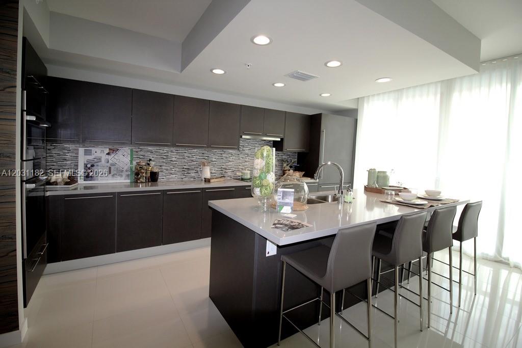 MIDTOWN DORAL - Residential Lease
