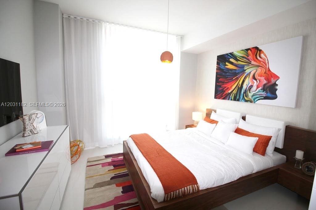 MIDTOWN DORAL - Residential Lease