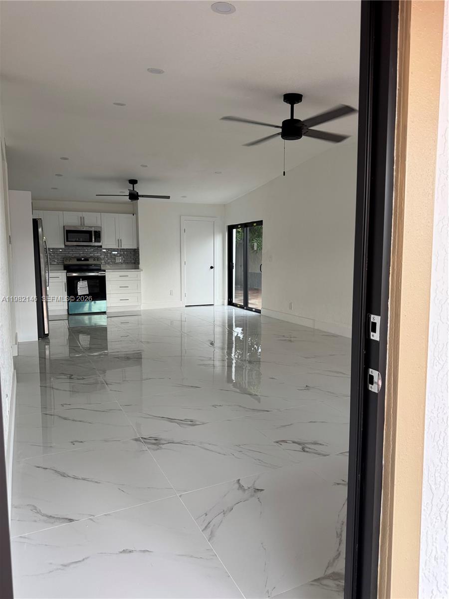 VISTA VERDE CLUSTERS UNIT - Residential