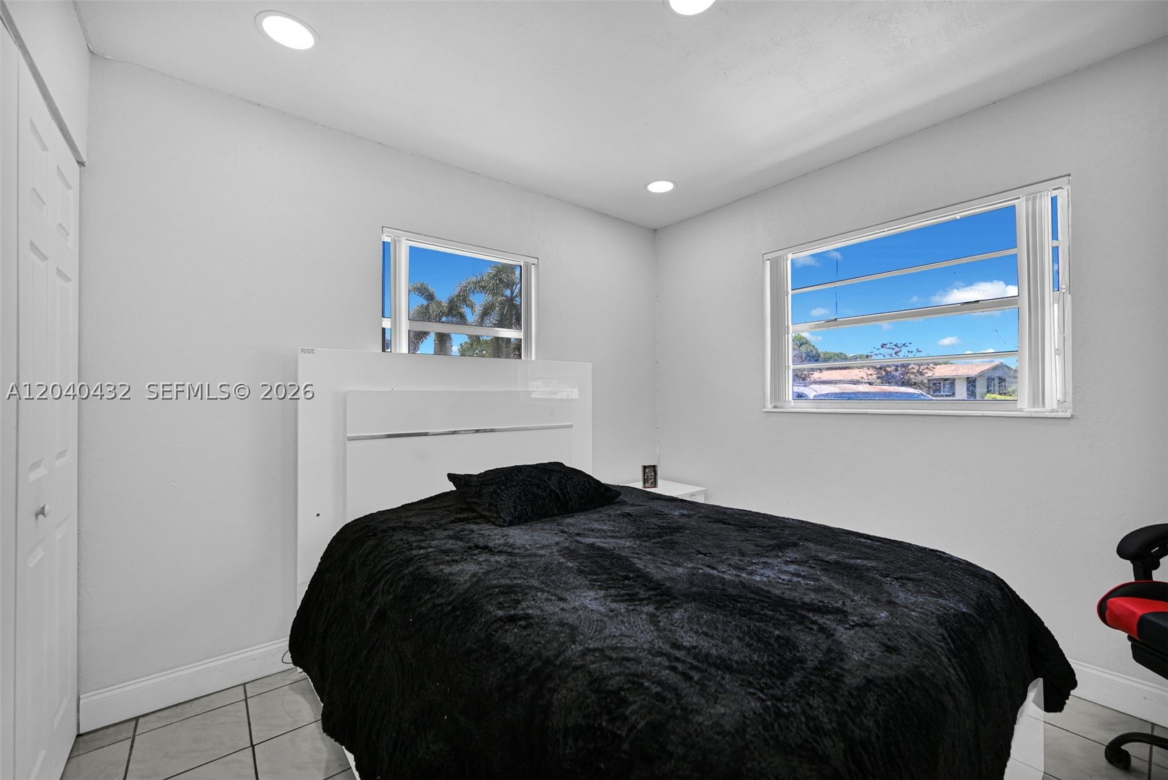 LEE BELL HOMES - Residential