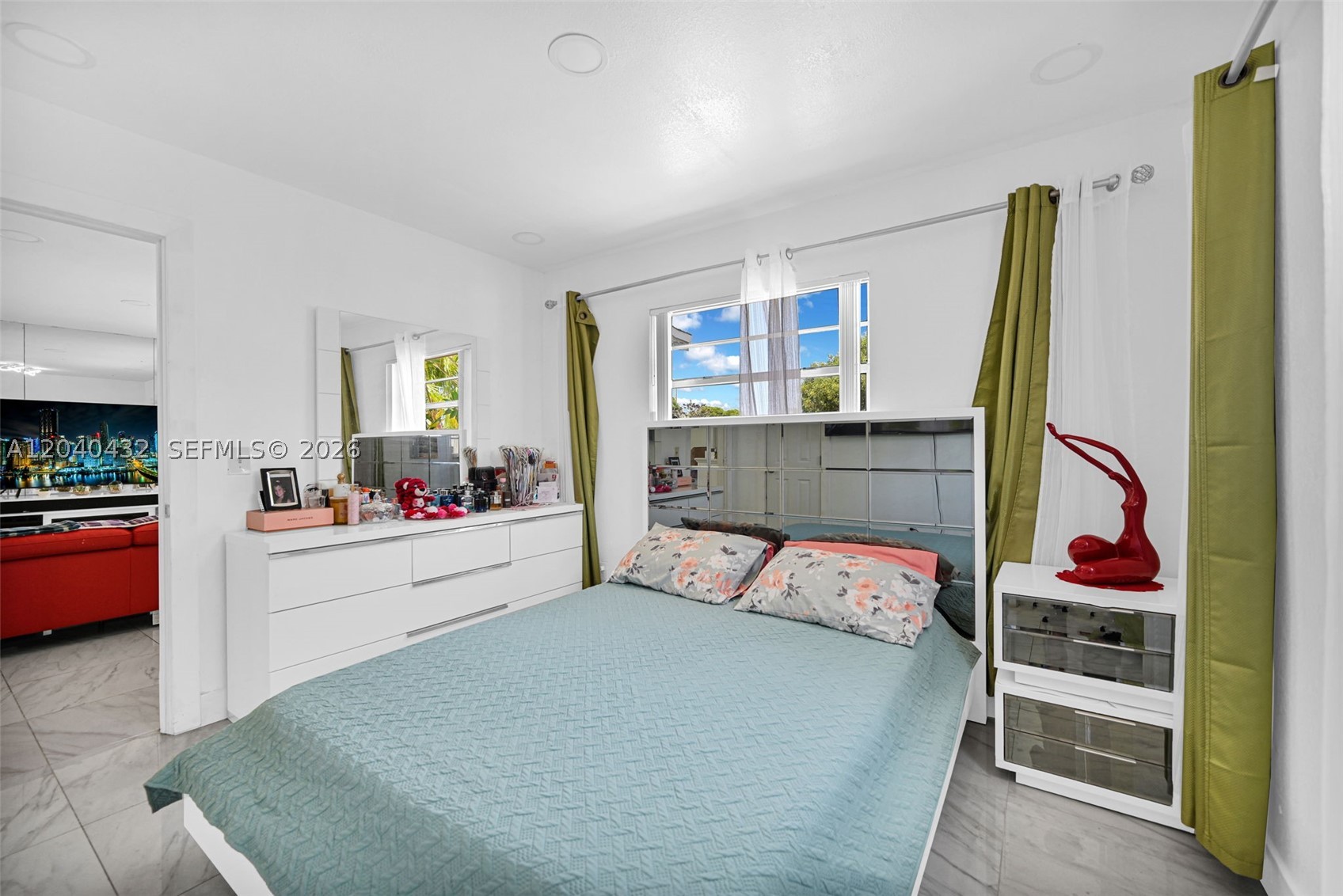 LEE BELL HOMES - Residential