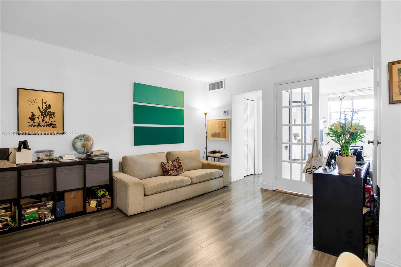 921 JEFFERSON AVE CONDO - Residential