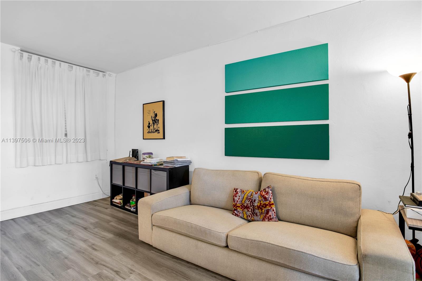 921 JEFFERSON AVE CONDO - Residential