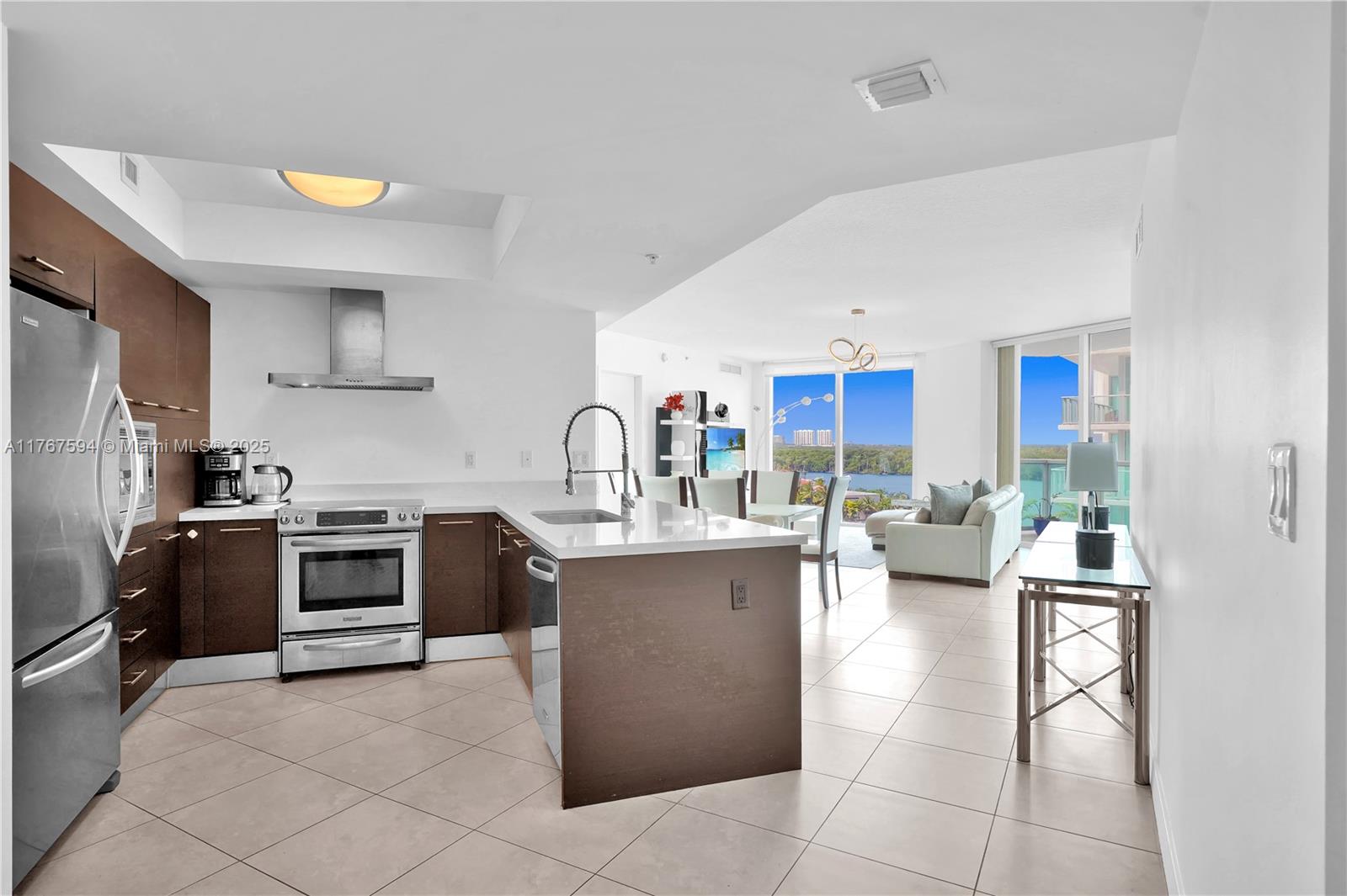 Stunning Water Views at St. Tropez III! 9th floor, this elegant 3-bedroom, 2-bathroom residence offers water views from the living room and master bedroom. The unit boasts a European-style kitchen with stainless steel appliances, a soaking tub, and a glass-enclosed shower. Floor-to-ceiling high-impact windows flood the space with natural light and showcase stunning vistas.

Enjoy resort-style living with top-tier amenities, including a clubhouse, gym, spa, pool, cabanas, concierge, and 24-hour valet service. The unit includes one designated parking space and is just steps from the beach. Conveniently located near premier shopping, dining, and entertainment, with Aventura Mall and Bal Harbour Shops only a short drive away.