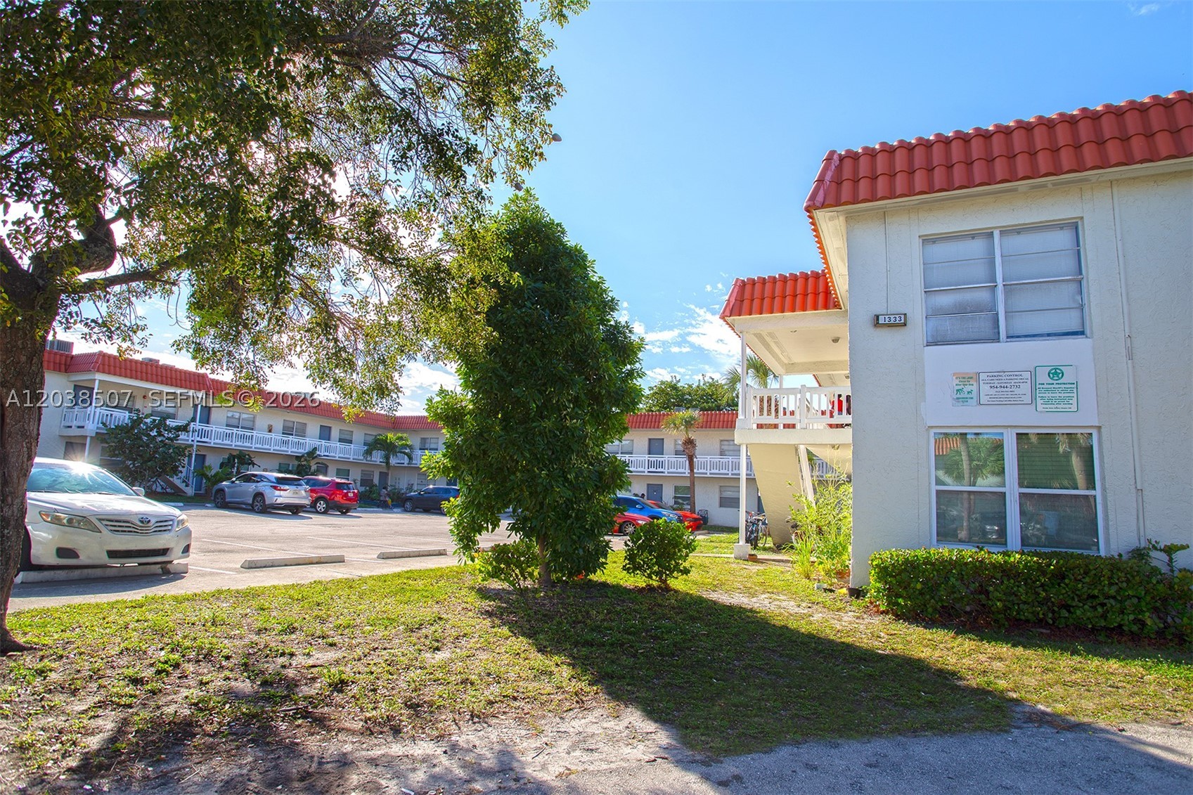 DEERFIELD PALMS CONDO - Residential