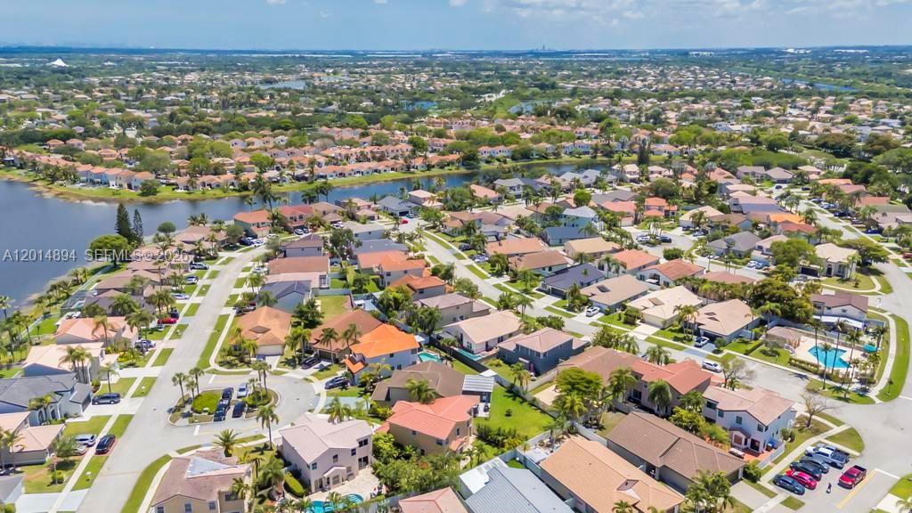 SILVER LAKES AT PEMBROKE - Residential