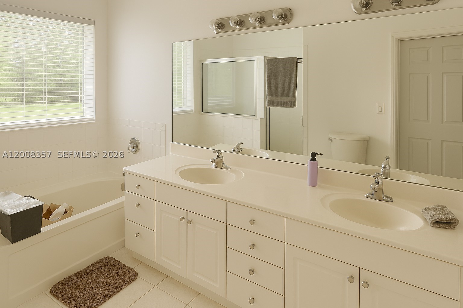 VENTANAS AT HOMESTEAD - Residential