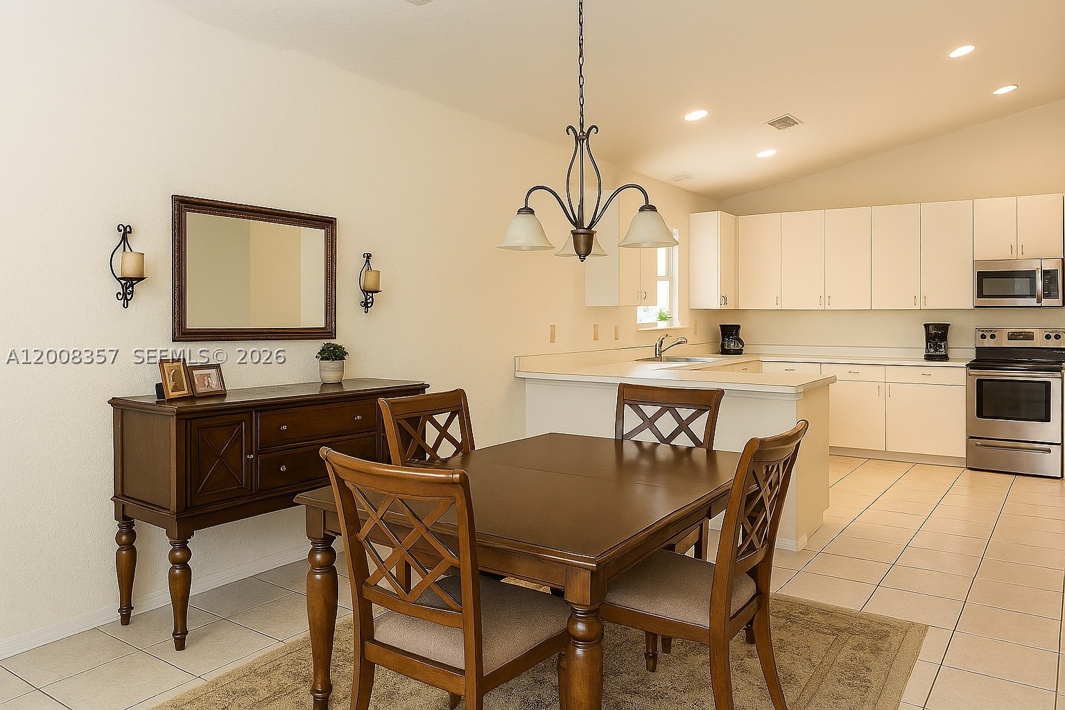 VENTANAS AT HOMESTEAD - Residential