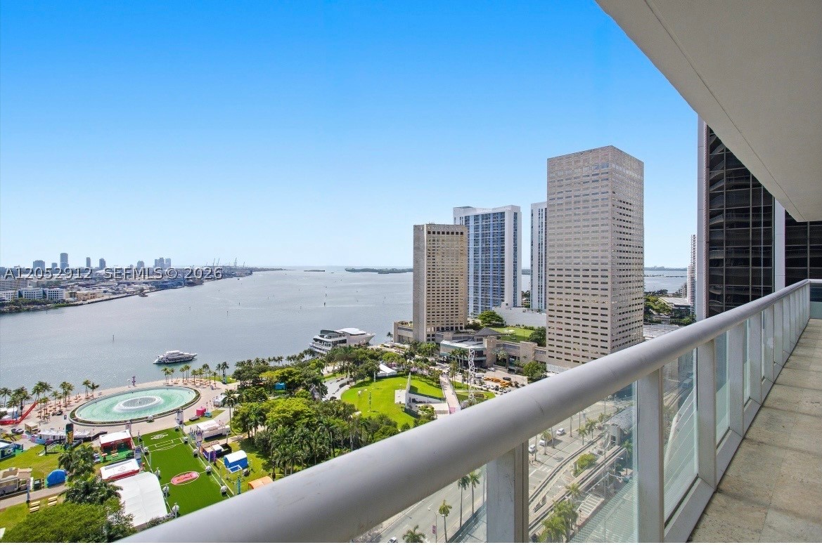 50 BISCAYNE CONDO - Residential Lease