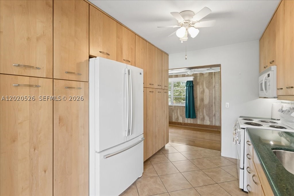 MIAMI GARDENS ESTATES SEC - Residential