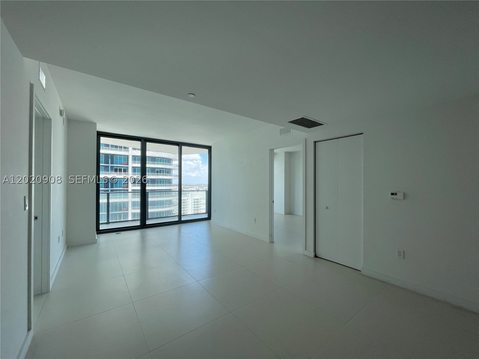 DUA RESIDENCES - Residential Lease