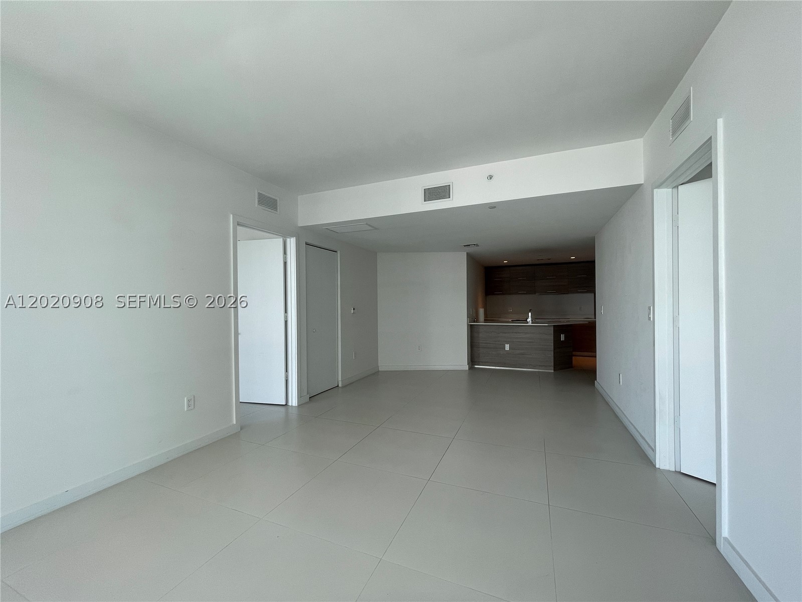 DUA RESIDENCES - Residential Lease