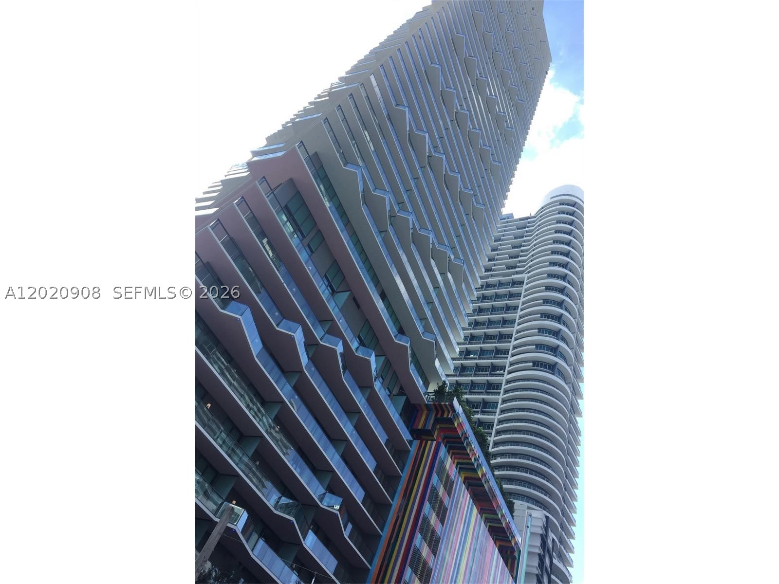 DUA RESIDENCES - Residential Lease
