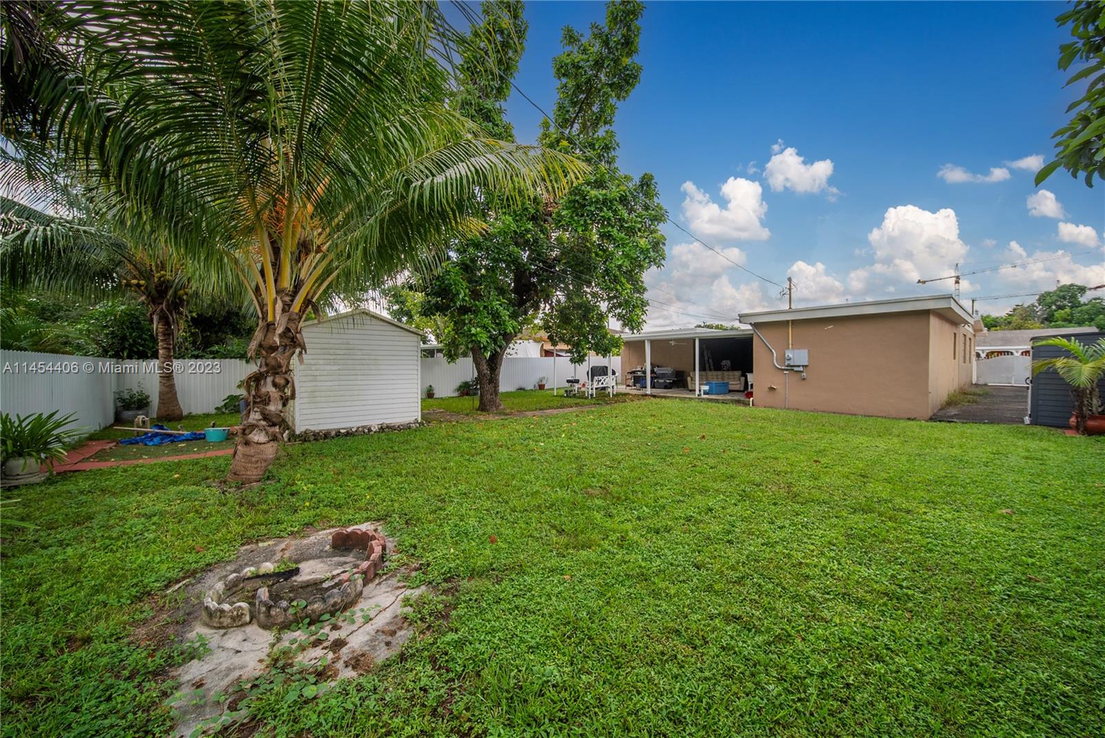 HIALEAH 13TH ADDN AMD PL - Residential