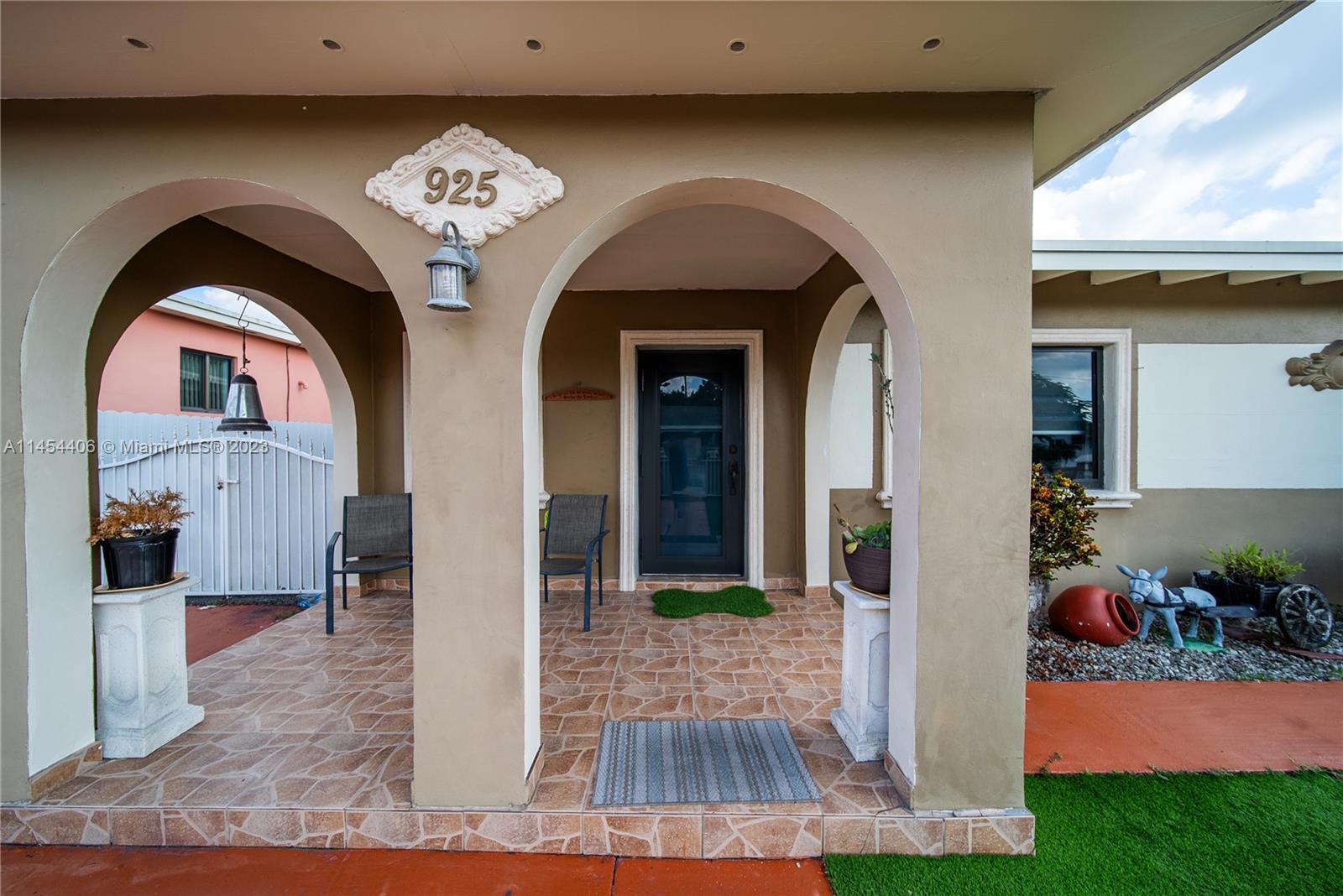 HIALEAH 13TH ADDN AMD PL - Residential