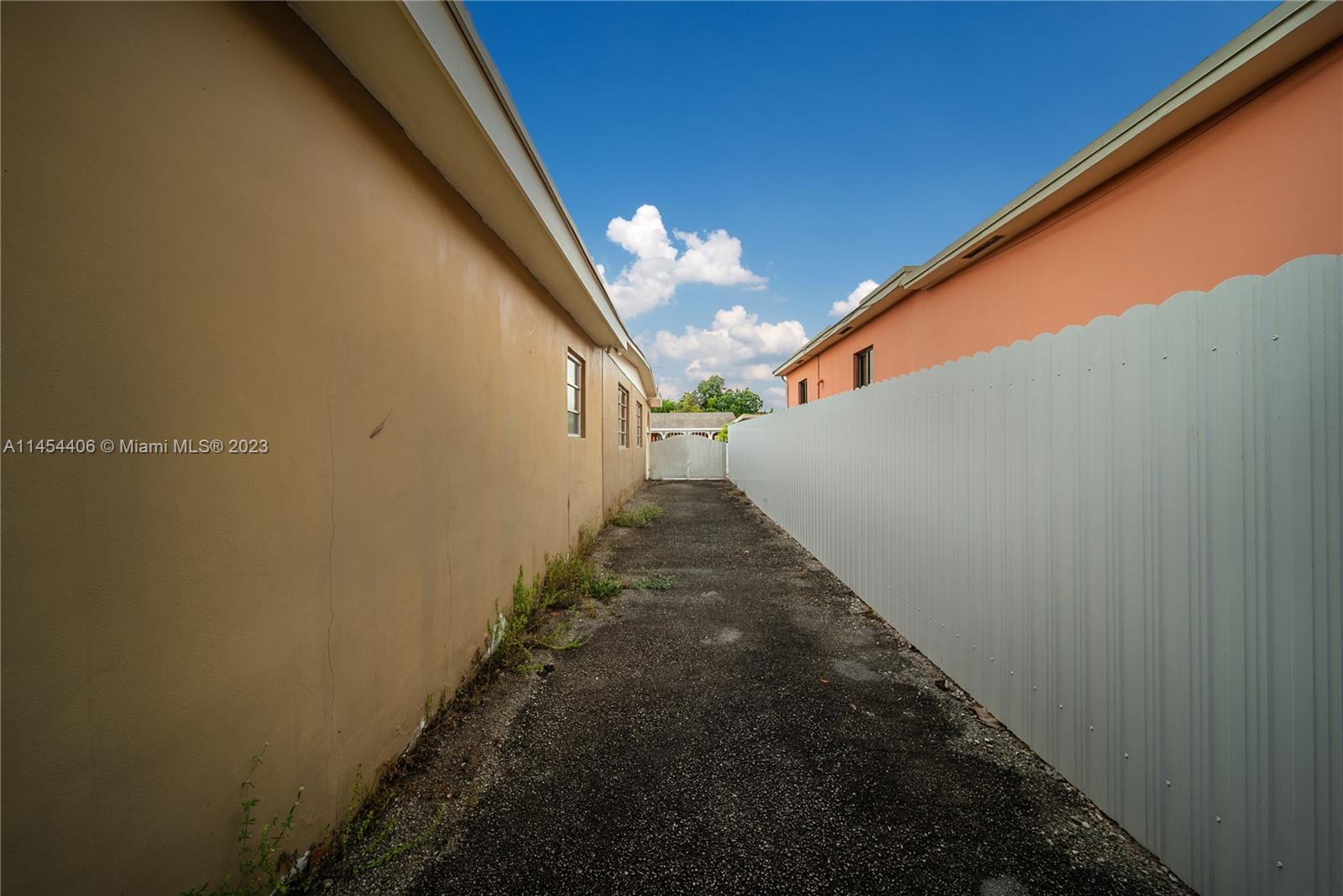 HIALEAH 13TH ADDN AMD PL - Residential