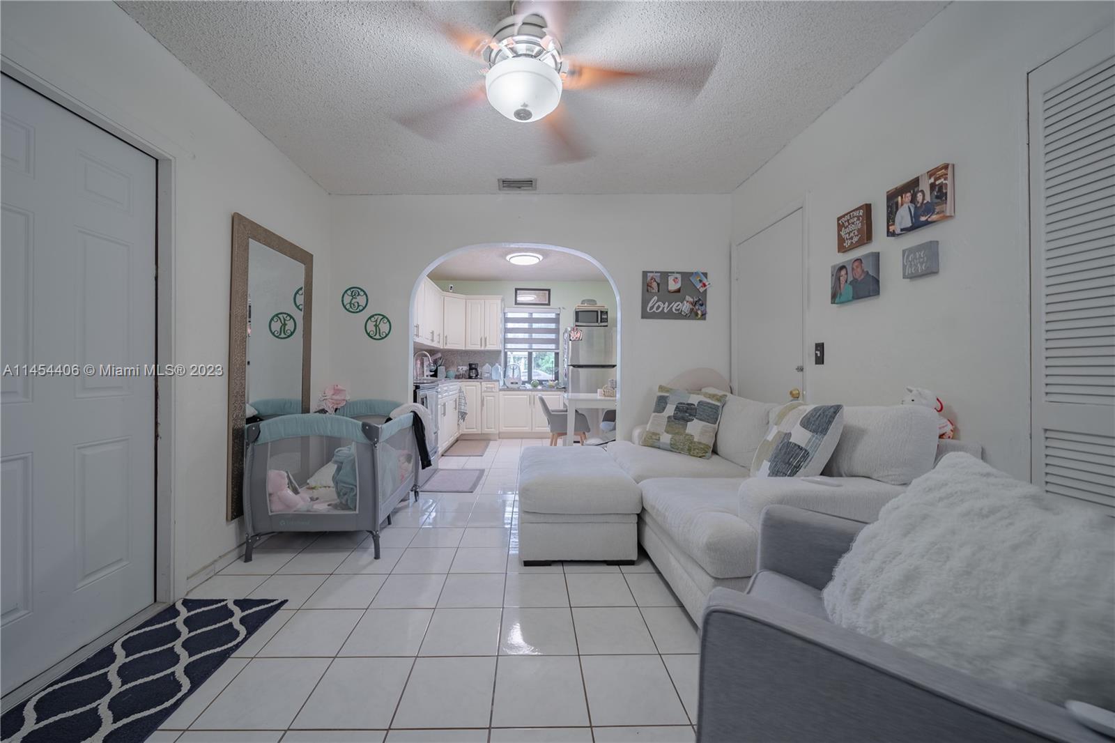 HIALEAH 13TH ADDN AMD PL - Residential