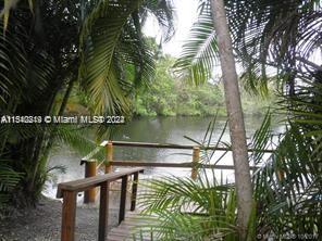 MANARANDA VILLAGE CONDO - Residential Lease