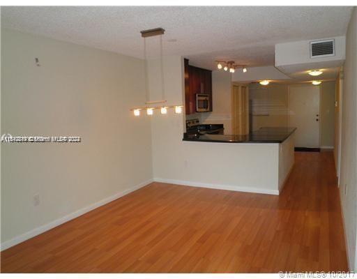 MANARANDA VILLAGE CONDO - Residential Lease