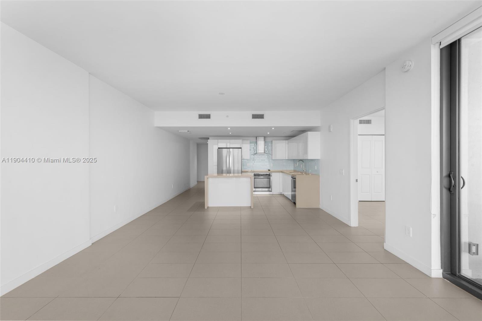 CANVAS CONDO - Residential