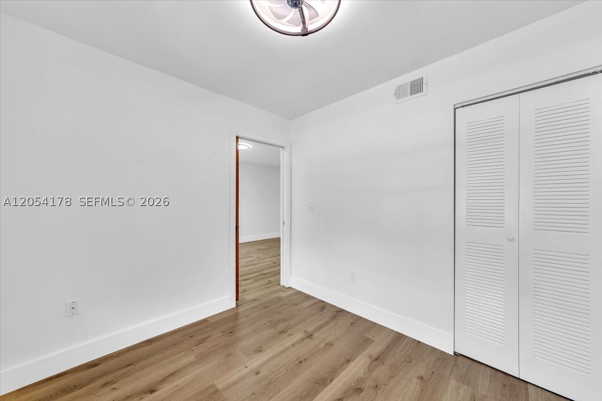 FLAMINGO GARDENS PHASE FO - Residential Lease