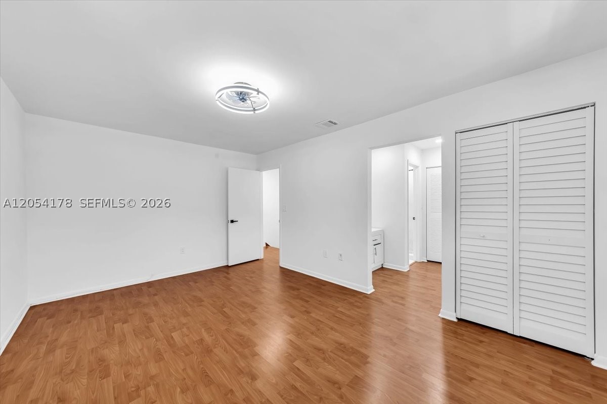 FLAMINGO GARDENS PHASE FO - Residential Lease