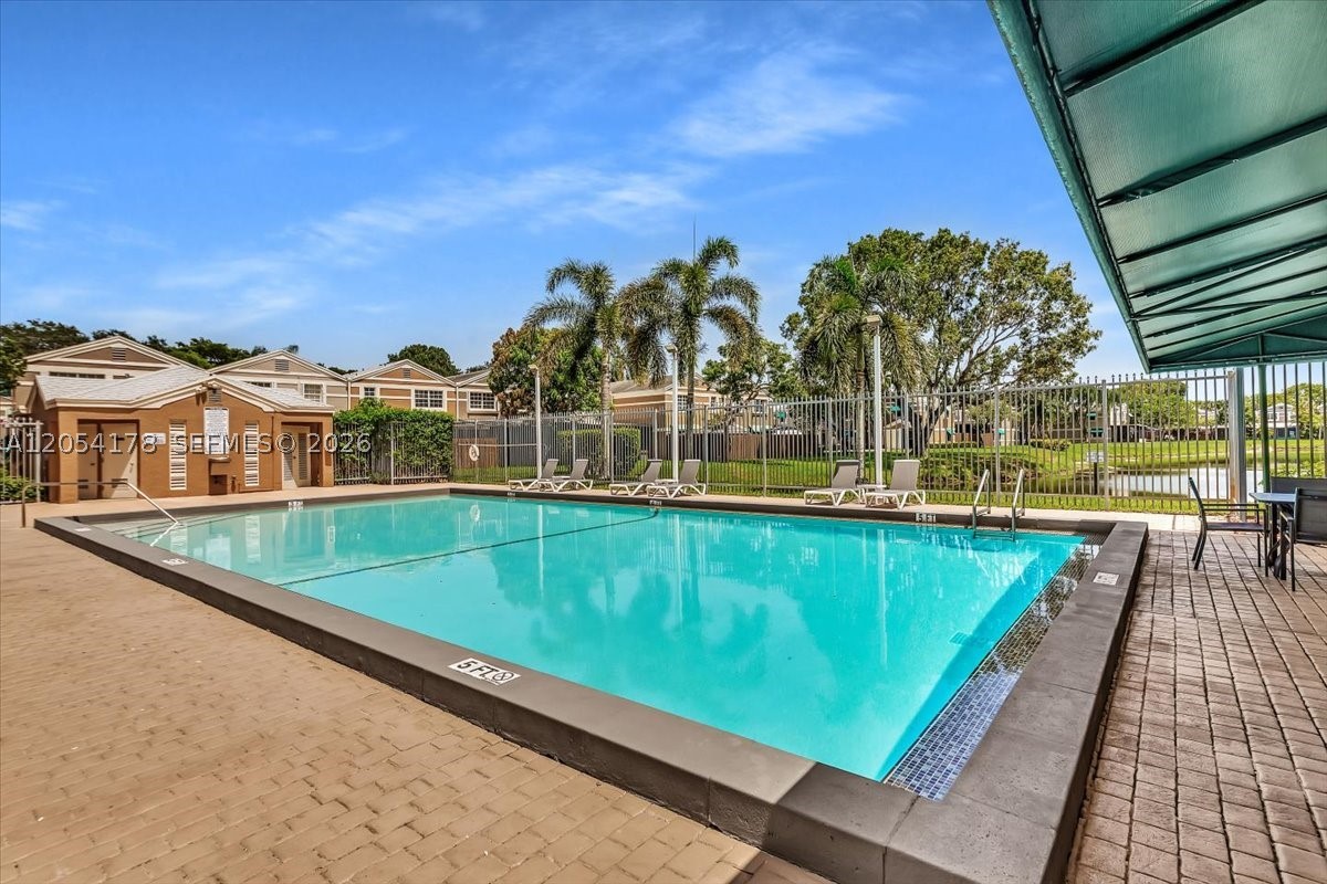 FLAMINGO GARDENS PHASE FO - Residential Lease