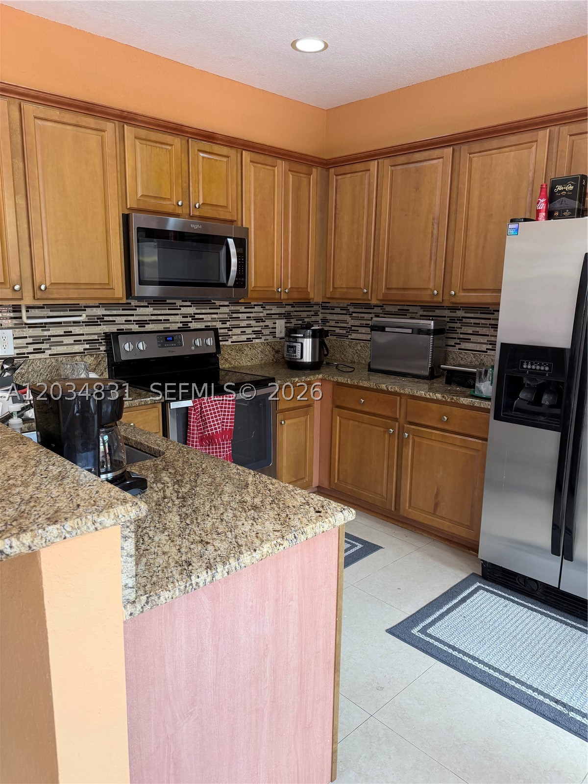 BEACON AT DORAL - Residential Lease