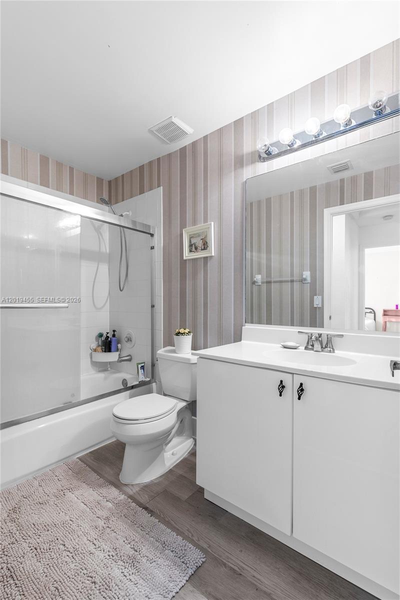 LAKES OF WESTERN PINES RE - Residential
