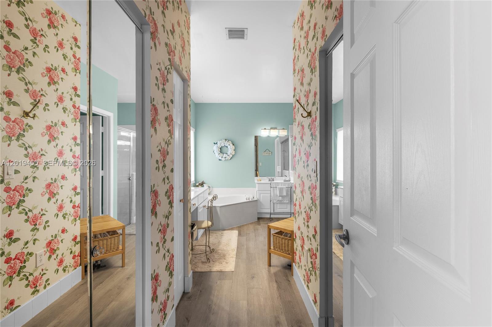 LAKES OF WESTERN PINES RE - Residential