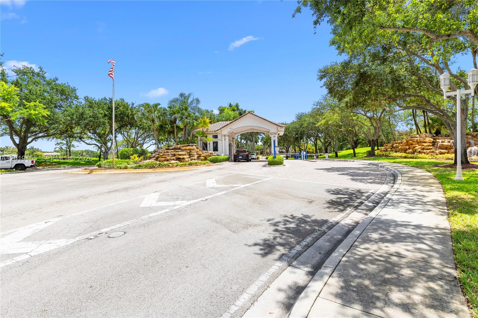 LAKES OF WESTERN PINES RE - Residential