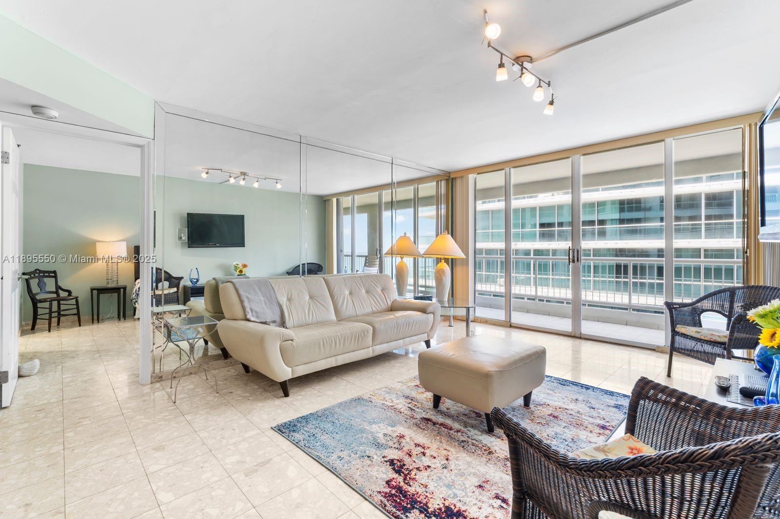 MARBELLA CONDO - Residential