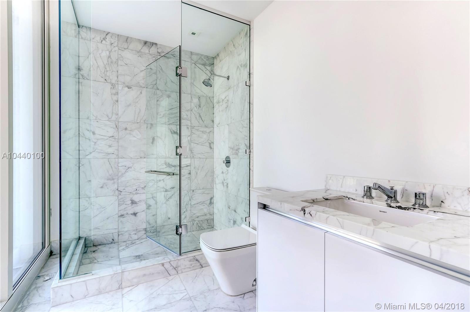 JADE SIGNATURE - Residential