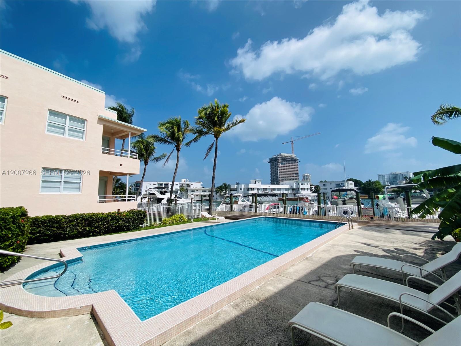 BAY DRIVE CONDO - Residential