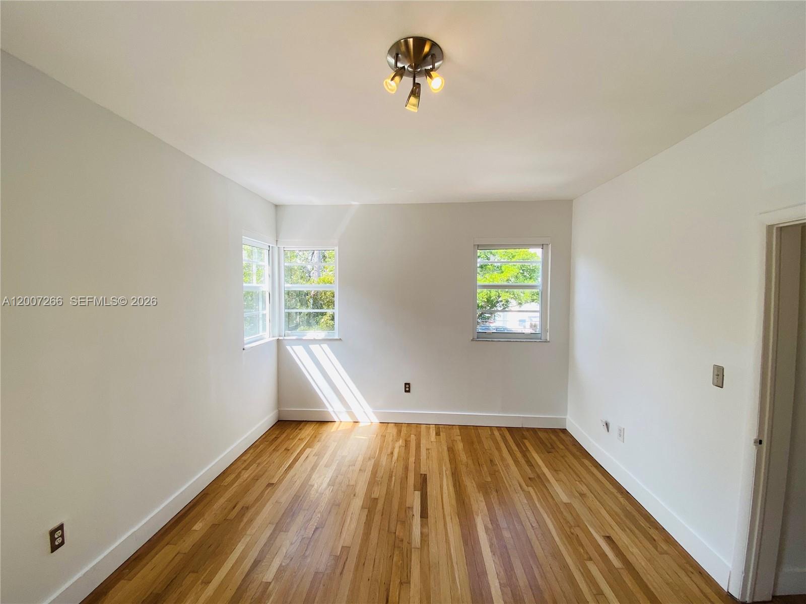 BAY DRIVE CONDO - Residential