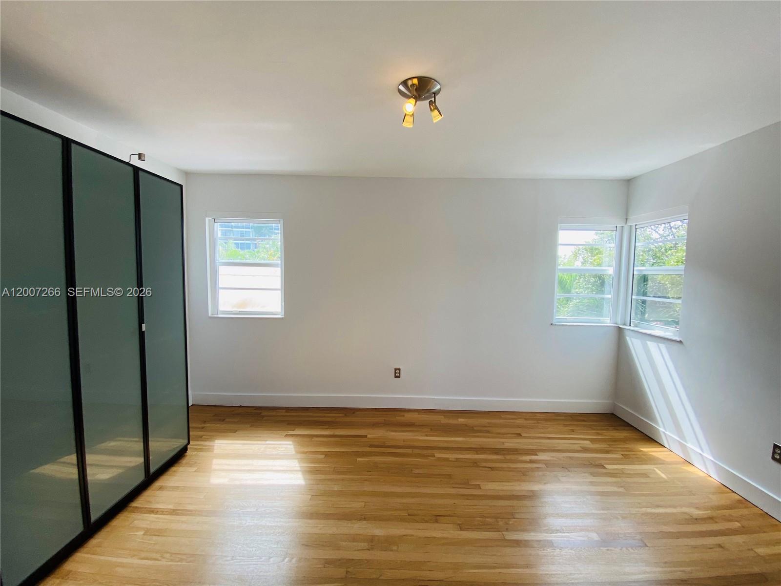 BAY DRIVE CONDO - Residential