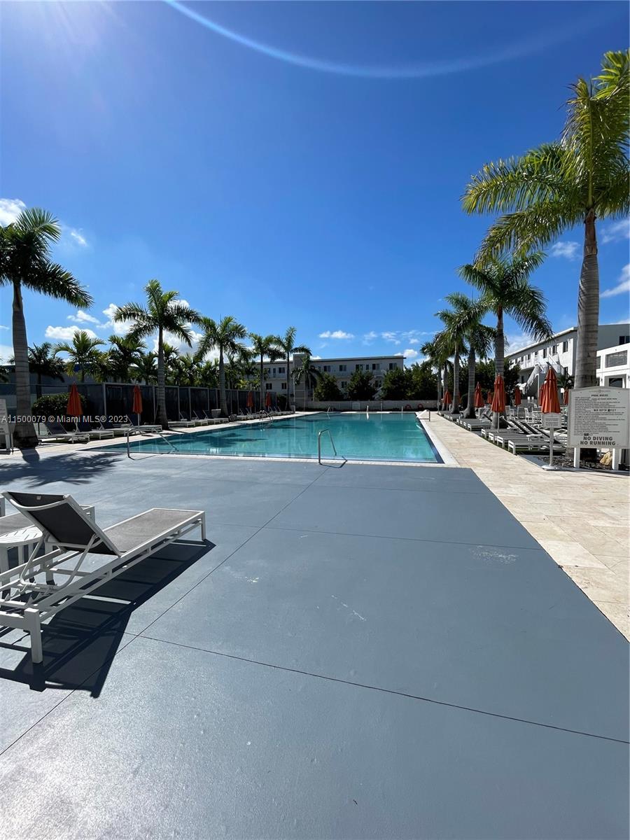 LANDMARK AT DORAL CONDO N - Residential